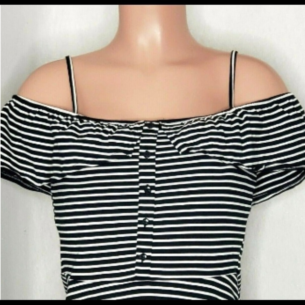 ! Topshop Size 8 Black Striped Cold
Shoulder Dress Stretch Cotton Ruffle